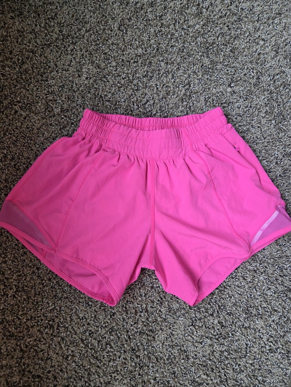 Lululemon Hotty Hot Shorts 4" Size 0 Or 2